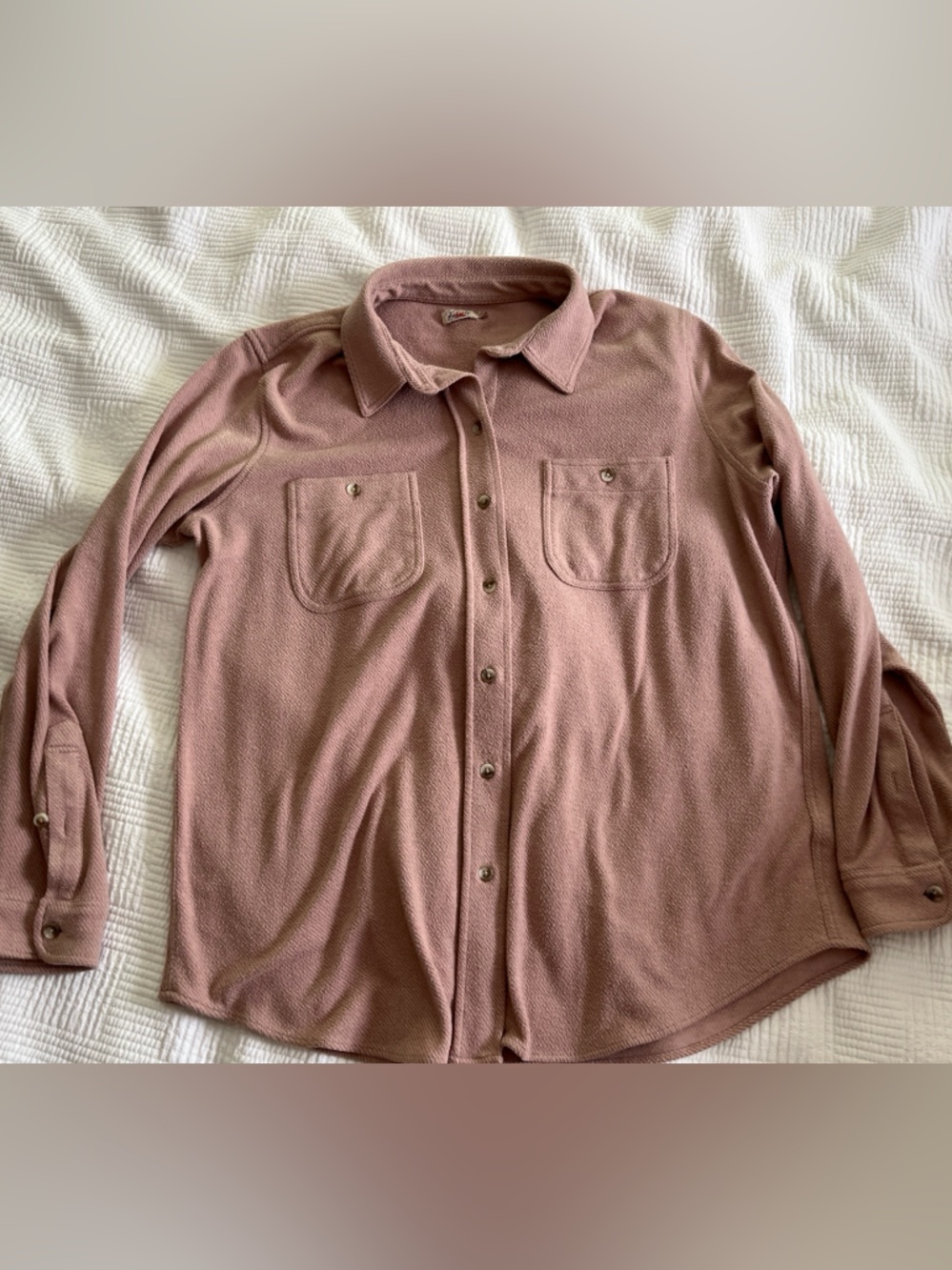Faherty Soft Button Down - Picture 1 of 5
